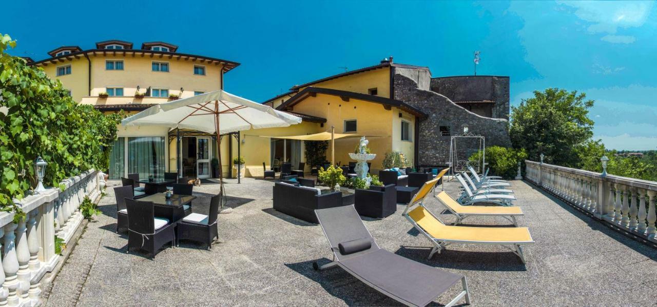 Borgo Dei Poeti Romantik Hotel Manerba del Garda Exterior photo